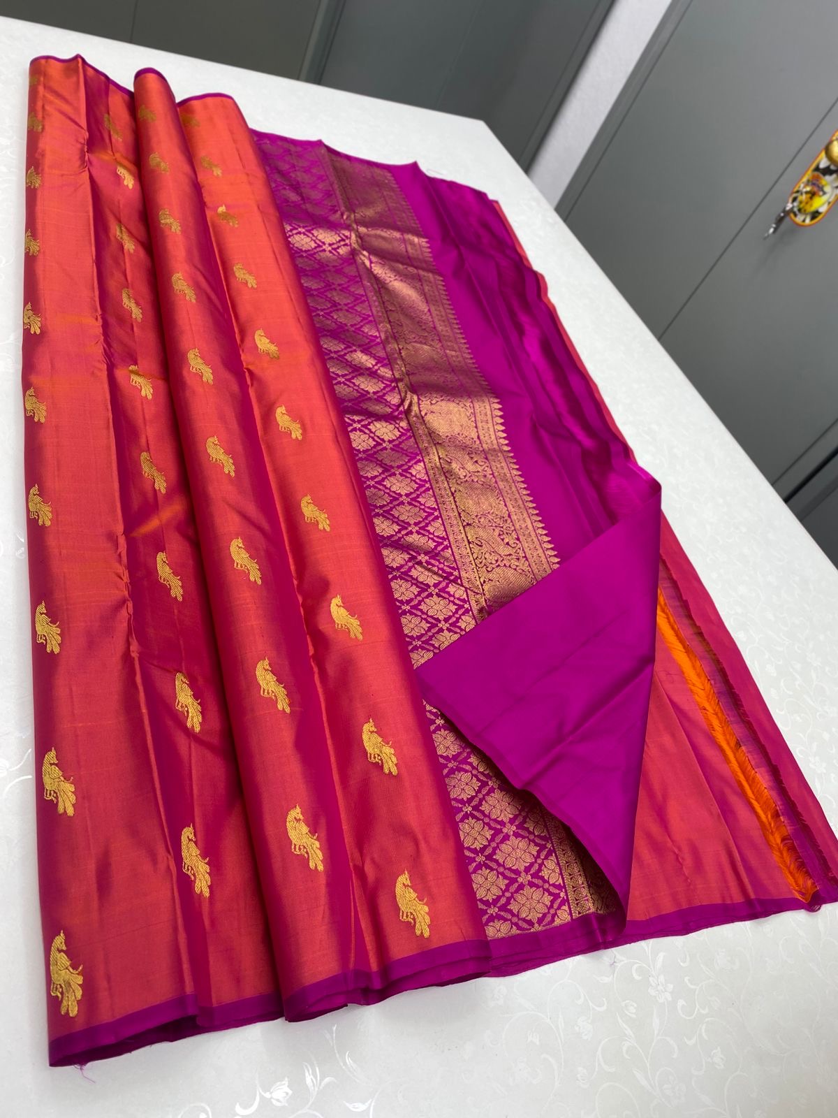 Classic Orange & Orchid Pink 1gm Zari Elegance Kanchipuram Silk Saree SS23925