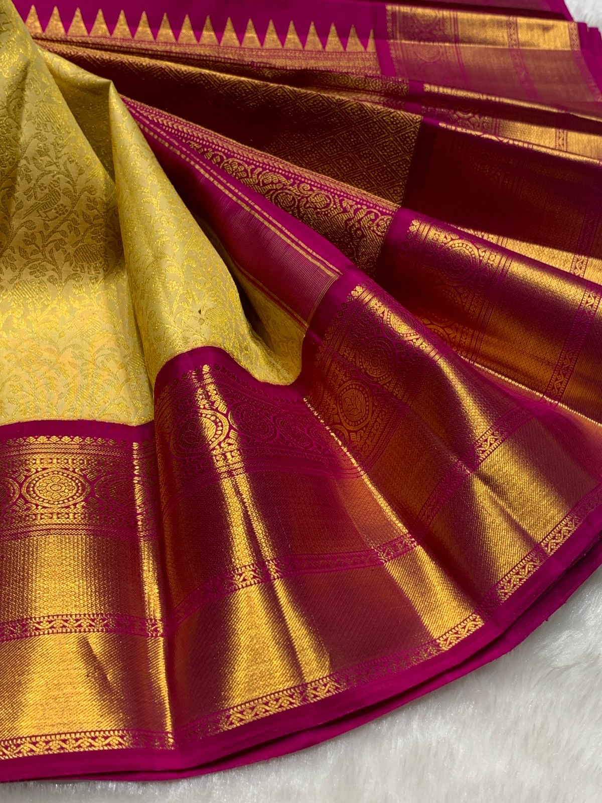 Classic Yellow & Pink 2gm Zari Bridal Elegance Kanchipuram Handloom Silk Saree SS25272
