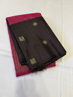 Load image into Gallery viewer, Classic Deep Pink &amp; Dark Brown 2gm Zari Elegance Kanchipuram Handloom Silk Saree SS27070
