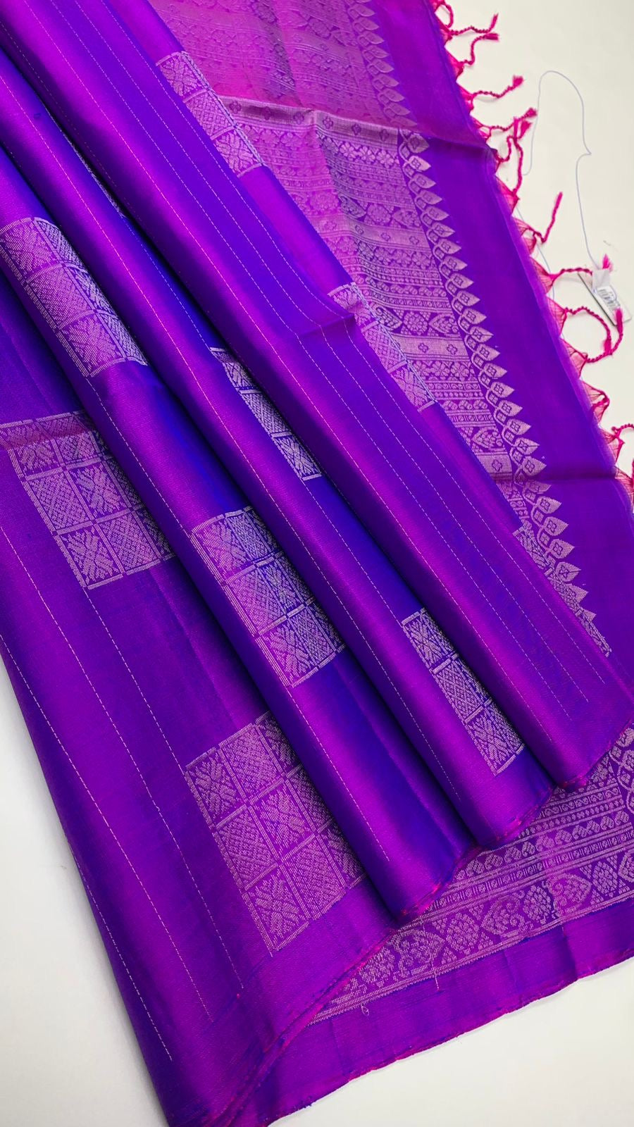 Classic Purple Elegance Handloom Soft Silk Saree SS23258