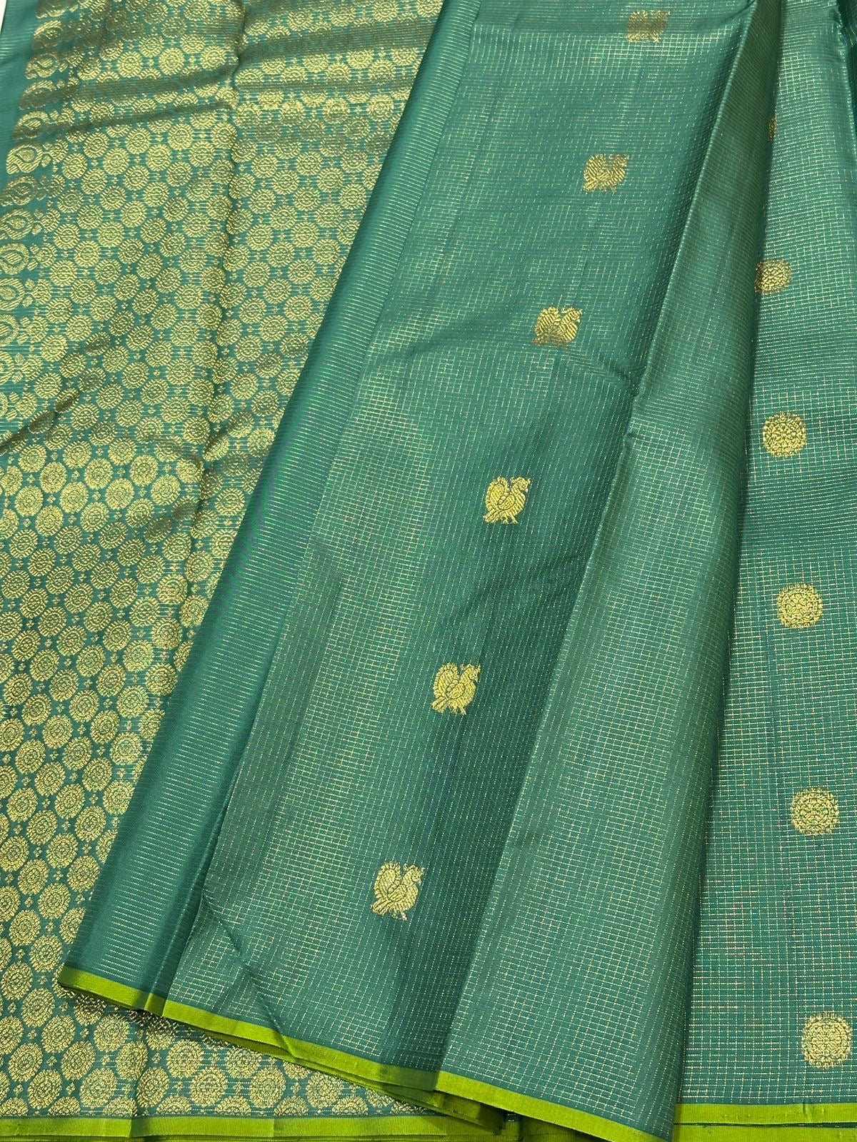 Classic Parrot Green 2gm Zari Vaira Oosi Kanchipuram Handloom Silk Saree SS26043