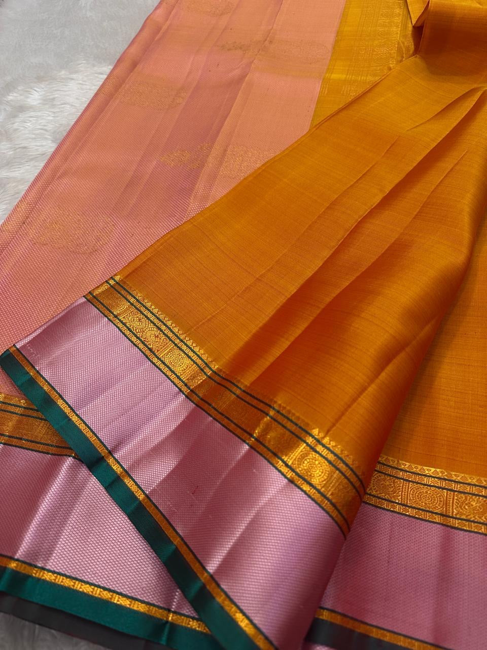 Classic Orange & Pale Pink Elegance Kanchipuram Handloom Silk Saree SS24535