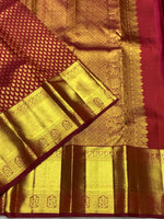 Load image into Gallery viewer, Classic Brick Red 2gm Zari Bridal Elegance Kanchipuram Handloom Silk Saree SS25295
