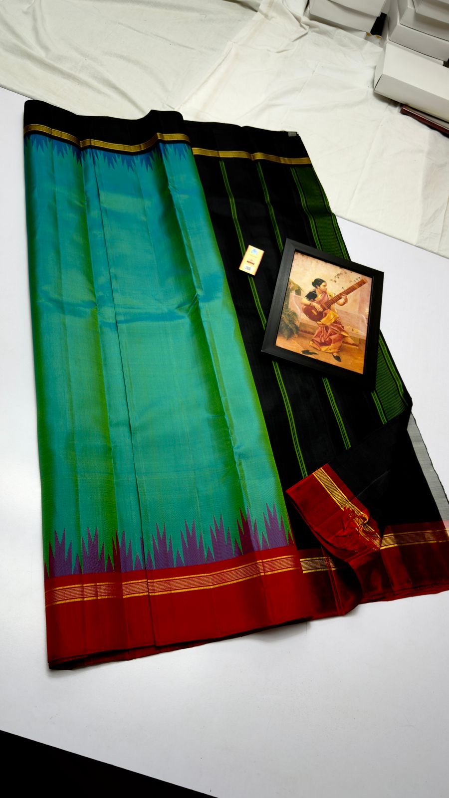 Classic Peacock Green & Red Kanchipuram Handloom Silk Saree SS26053