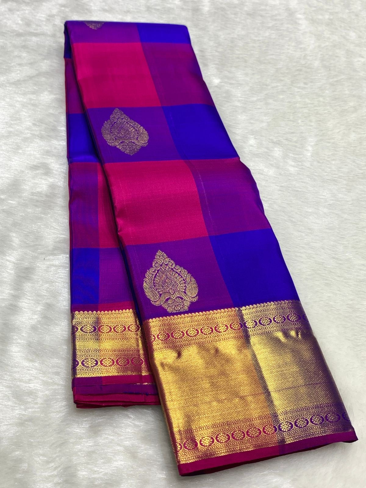 Classic Royal Blue & Purple Pink 2gm Zari Kanchipuram Handloom Silk Saree SS25572