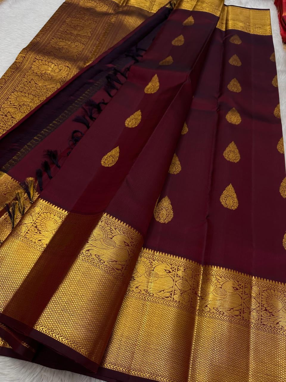 Classic Sangria Maroon Bridal Elegance Kanchipuram Handloom Silk Saree SS23609