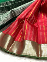 Load image into Gallery viewer, Classic Tomato Red &amp; Emerald Green 2gm Zari Elegance Kanchipuram Handloom Silk Saree SS24615
