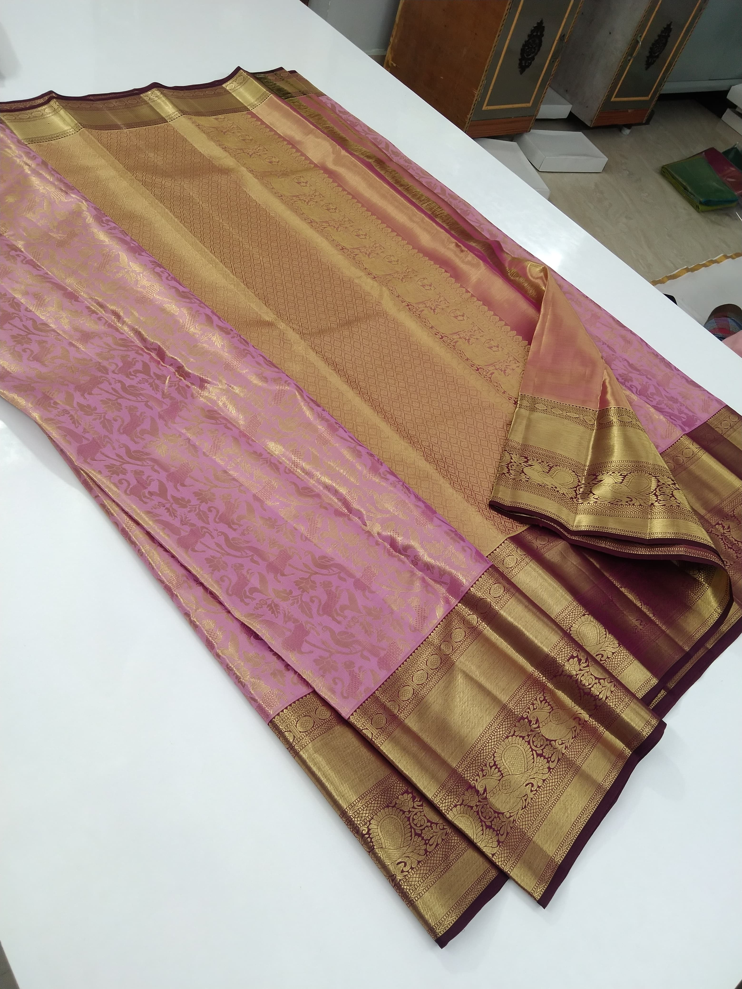 Classic Creamy Pink Bridal Elegance Kanchipuram Tissue Handloom Silk Saree SS26103