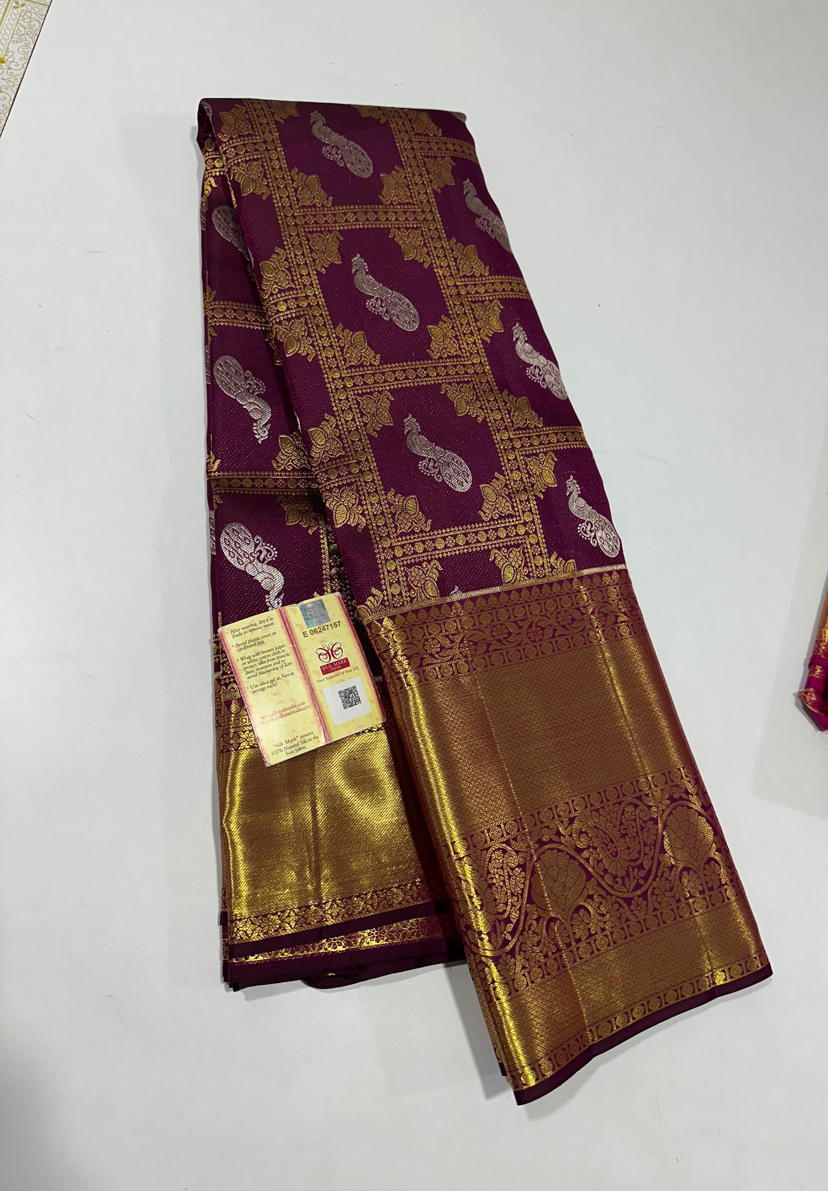 Classic Sangria Red Wine Bridal Elegance Kanchipuram Handloom Silk Saree SS23519