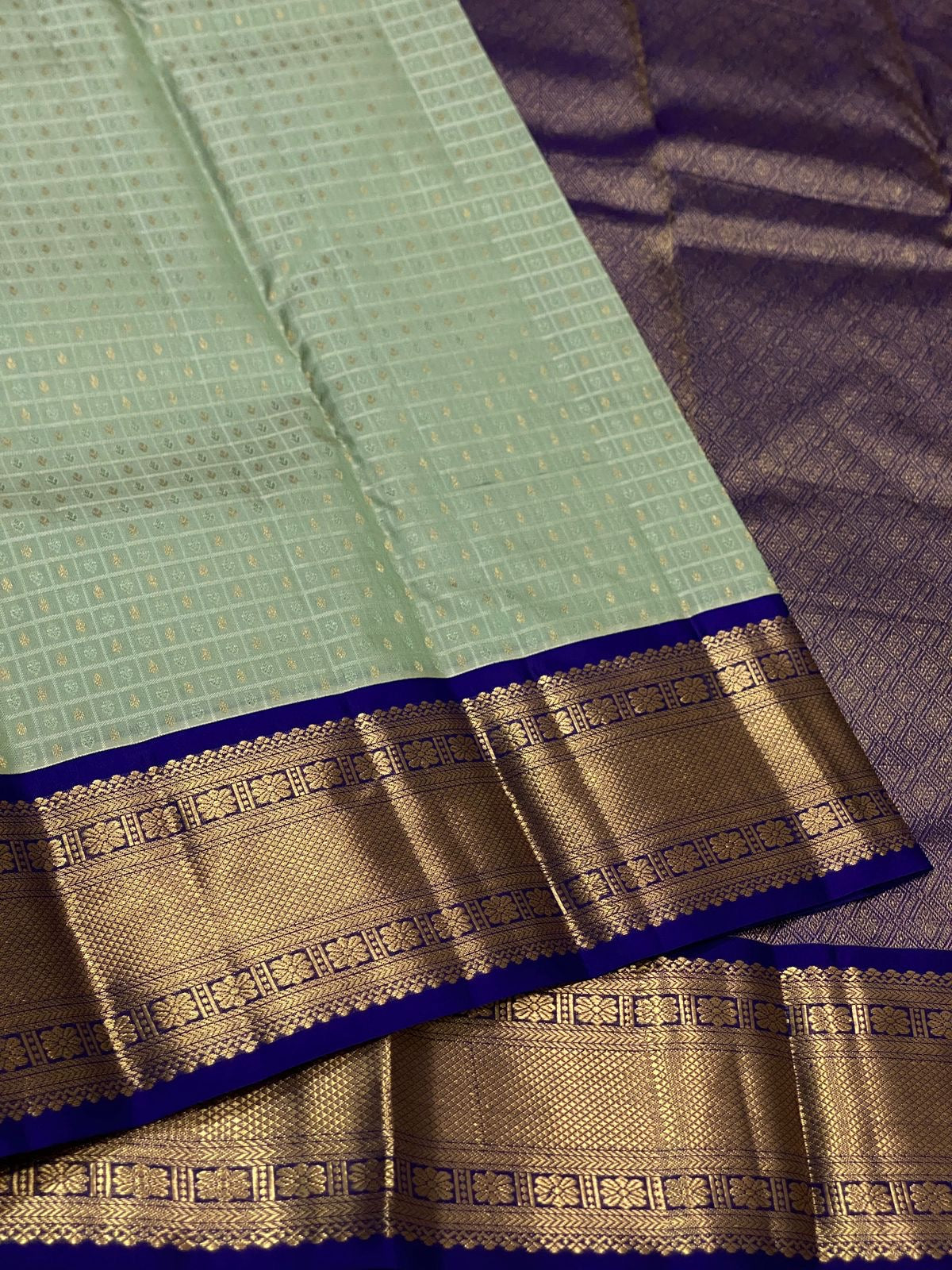Classic Fern Green & Royal Blue 1gm Zari Kanchipuram Handloom Silk Saree SS25811