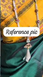 Load image into Gallery viewer, Classic Bottle Green &amp; Mustard Yellow Thread Korvai Kanchipuram Handloom Silk Saree SS25954
