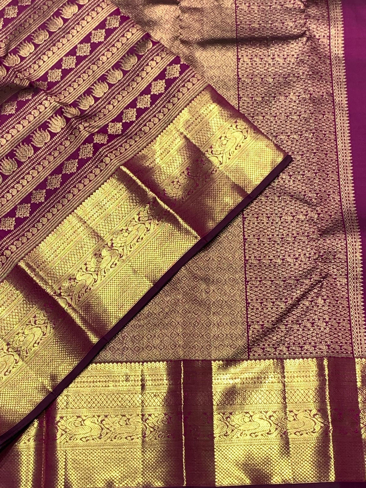 Classic Wine Red 2gm Zari Bridal Elegance Kanchipuram Handloom Silk Saree SS24103