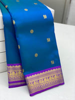 Load image into Gallery viewer, Classic Azure Blue &amp; Purple 2gm Zari Elegance Kanchipuram Handloom Silk Saree SS23752
