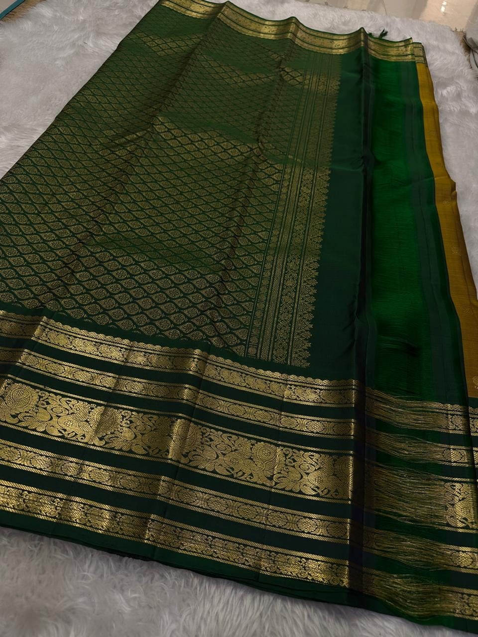 Classic Mustard & Green 2gm Zari Elegance Kanchipuram Handloom Silk Saree SS24780