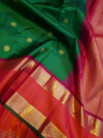 Load image into Gallery viewer, Classic Forest Green &amp; Orange Red 2gm Zari Bridal Elegance Kanchipuram Handloom Silk Saree SS28638
