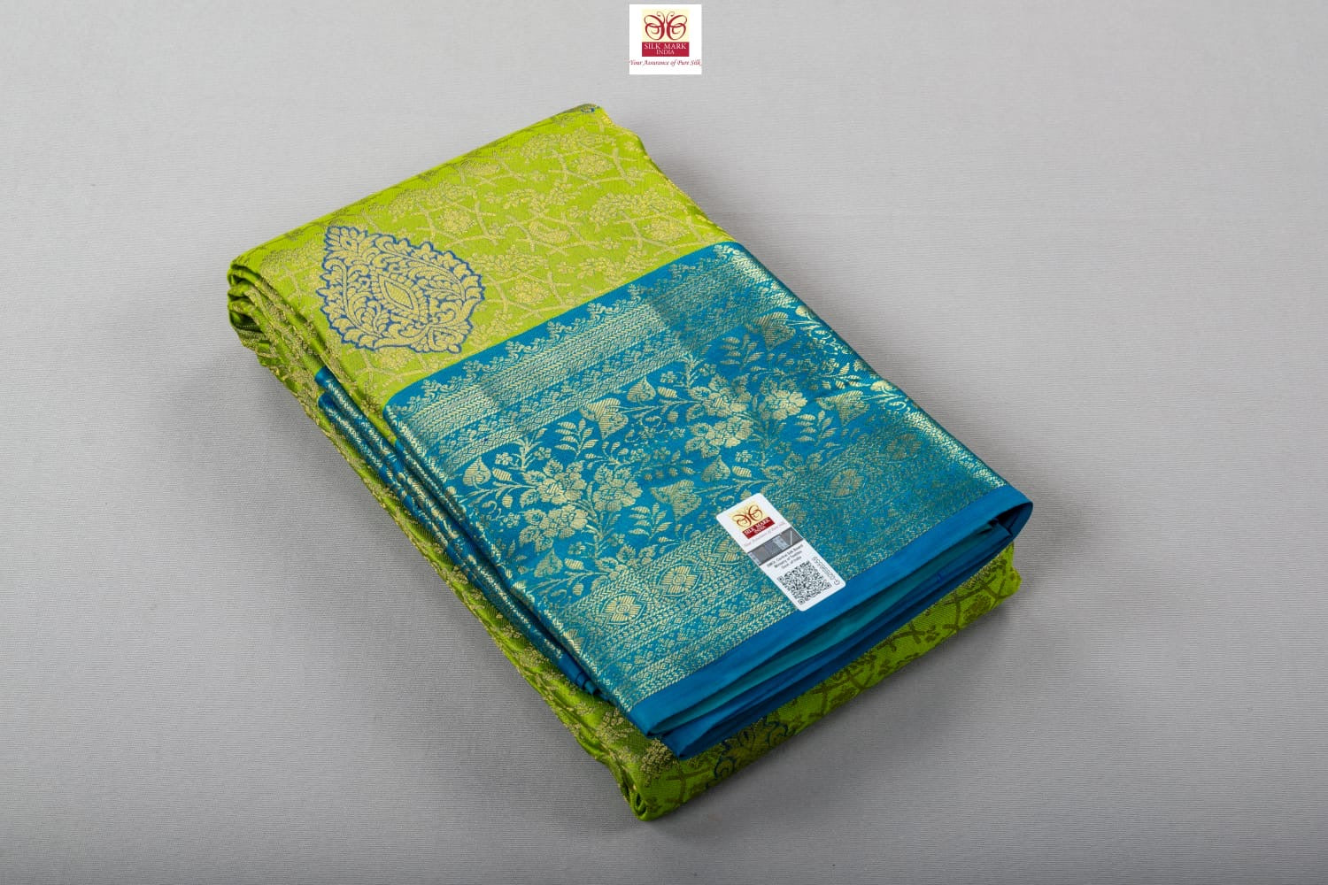 Classic Spring Green & Azure Blue Kanchipuram Handloom Silk Saree SS26624