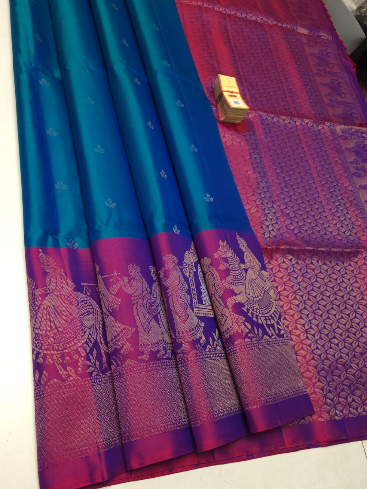 Classic Azure Blue & Wine Red Elegance Handloom Soft Silk Saree SS26626