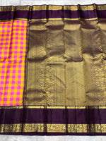 Load image into Gallery viewer, Classic Pink Checker &amp; Aubergine 2gm Zari Elegance Kanchipuram Handloom Silk Saree SS28292
