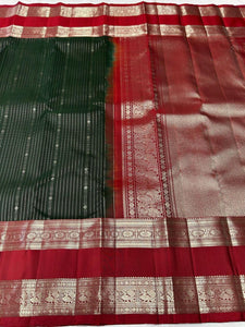 Classic Pine Green & Barn Red 2gm Silver Zari Elegance Kanchipuram Handloom Silk Saree SS25382
