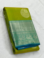 Load image into Gallery viewer, Classic Spring Green &amp; Ice Blue 2gm Zari Elegance Kanchipuram Handloom Silk Saree SS25311
