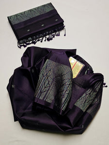 Classic Dark Violet Elegance Handloom Soft Silk Saree SS25667