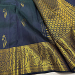 Load image into Gallery viewer, Classic Midnight Blue 1gm Zari Bridal Elegance Kanchipuram Handloom Silk Saree SS26496
