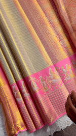 Load image into Gallery viewer, Classic Golden Cream &amp; Fuchsia Pink Bridal Elegance Kanchipuram Handloom Silk Saree SS28016
