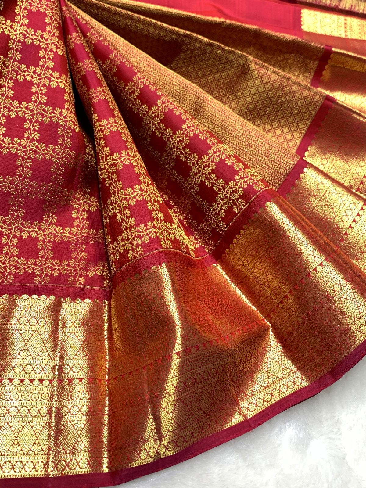 Classic Pinkish Orange 2gm Zari Bridal Elegance Kanchipuram Handloom Silk Saree SS25450