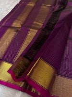 Load image into Gallery viewer, Classic Berry Plum 2gm Zari Elegance Kanchipuram Handloom Silk Saree SS23509
