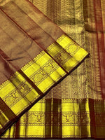 Load image into Gallery viewer, Classic Brown 2gm Zari Elegance Kanchipuram Handloom Silk Saree SS24208
