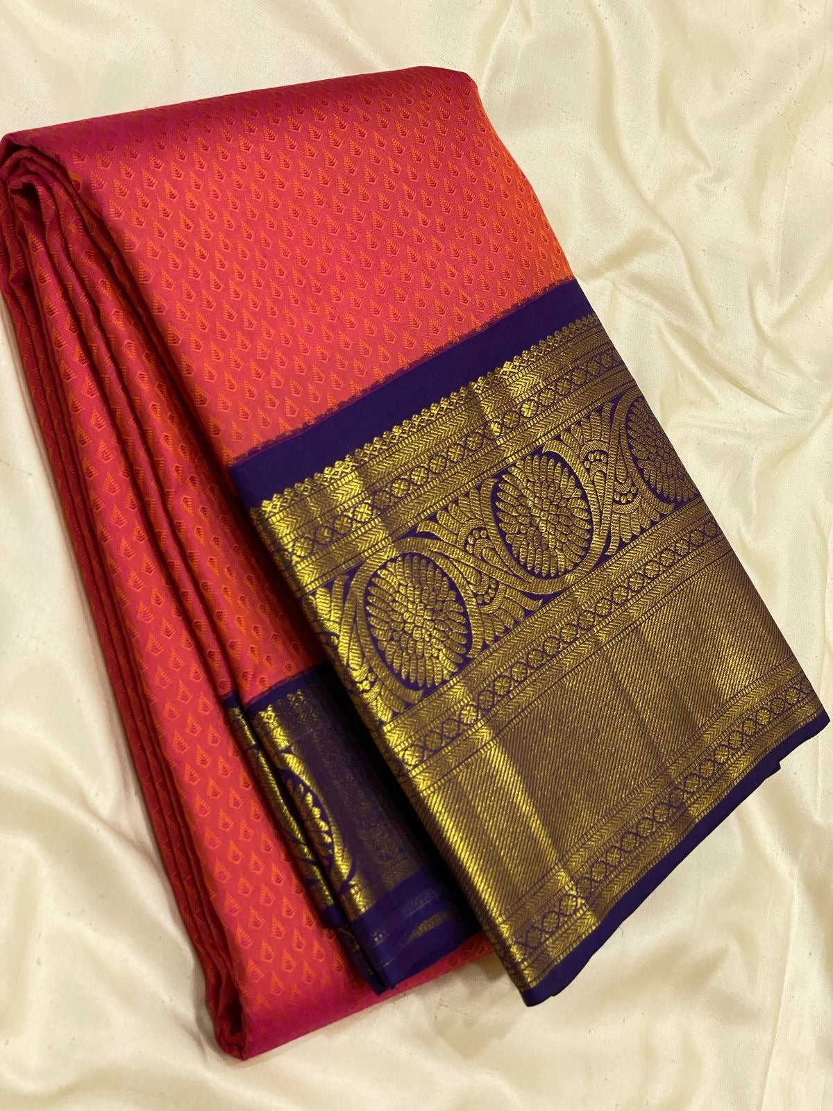 Classic Tomato Red & Navy Blue 2gm Zari Elegance Kanchipuram Handloom Silk Saree SS24691