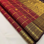 Load image into Gallery viewer, Classic Brick Red &amp; Coffee Brown 2gm Zari Bridal Elegance Kanchipuram Handloom Silk Saree SS26497
