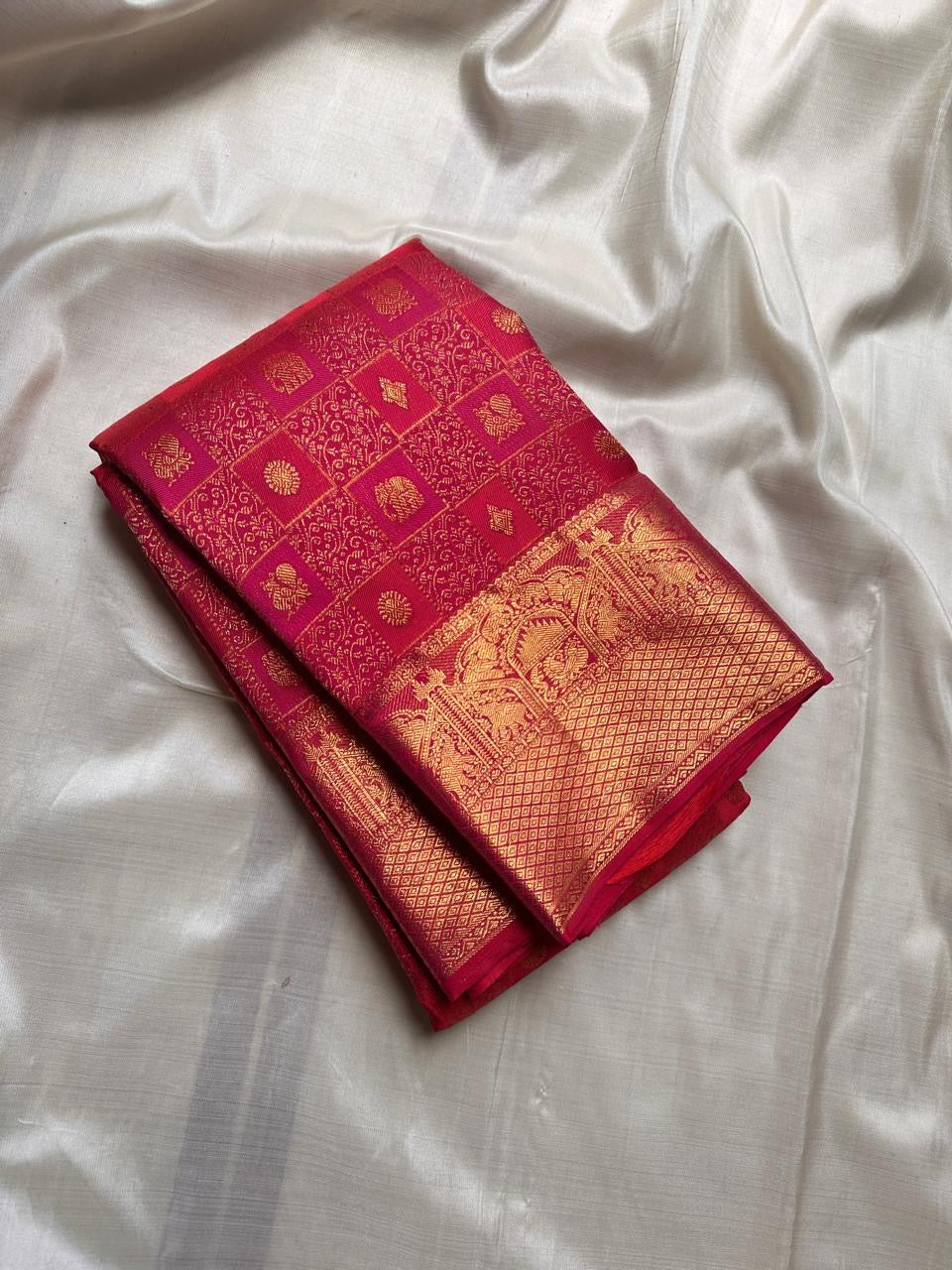 Classic Berry Pink Red Bridal Elegance Kanchipuram Handloom Silk Saree SS26223