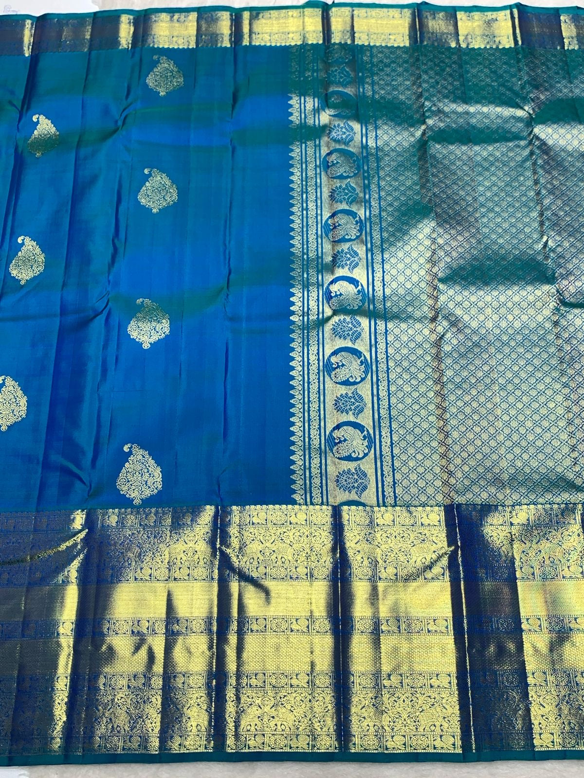 Classic Double Shade Blue 2gm Zari Bridal Elegance Kanchipuram Handloom Silk Saree SS24787