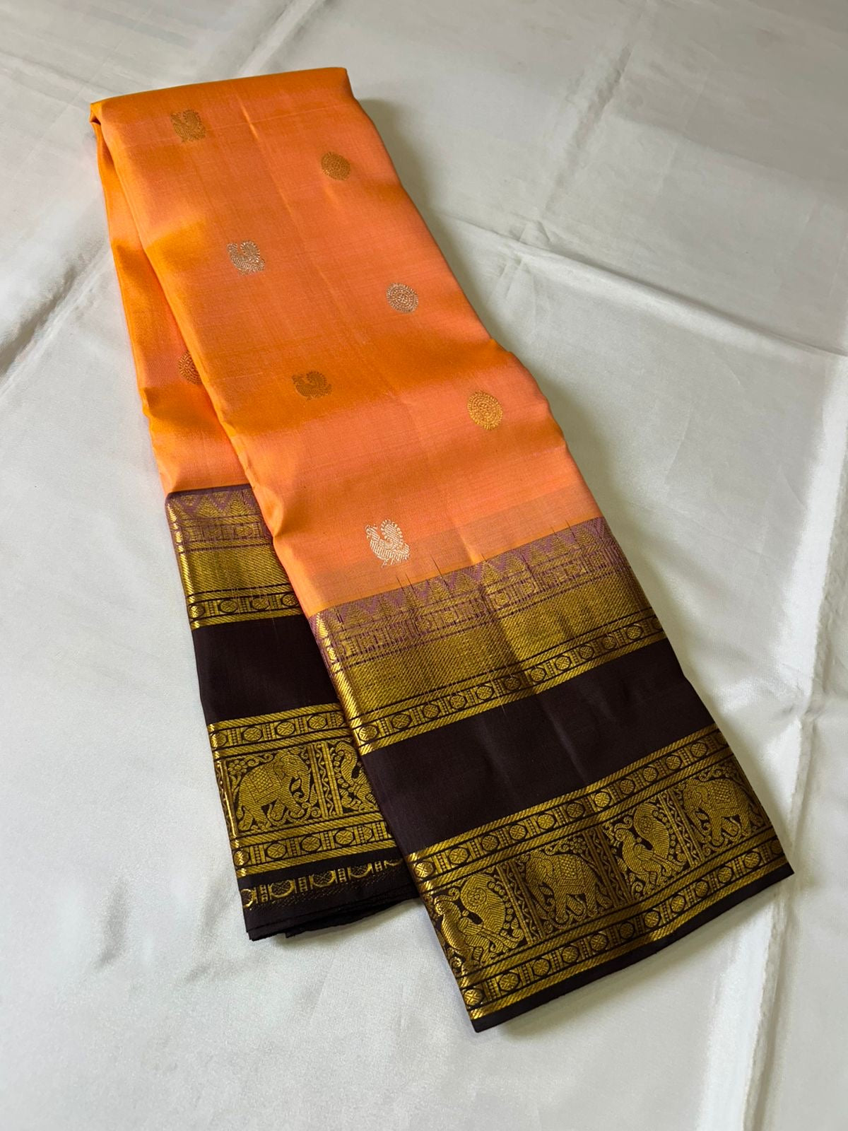 Classic Pastel Orange & Espresso 2gm Zari Elegance Kanchipuram Handloom Silk Saree SS23782