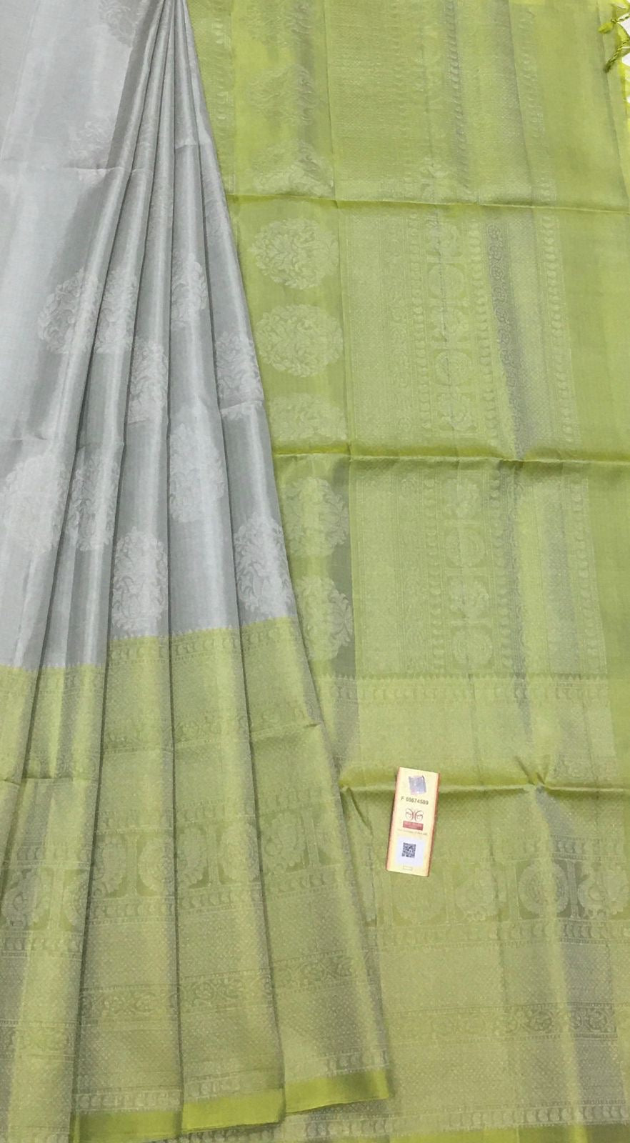 Classic Silver & Lime Green Handloom Soft Silk Saree SS22940