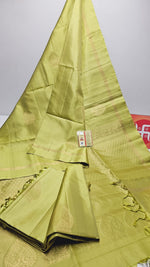 Load image into Gallery viewer, Pastel Green Elegance Handloom Soft Silk Saree SS24750
