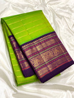 Load image into Gallery viewer, Classic Lime Green &amp; Plum 3gm Zari Vaira Oosi Beldari Design Elegance Kanchipuram Handloom Silk Saree SS24447
