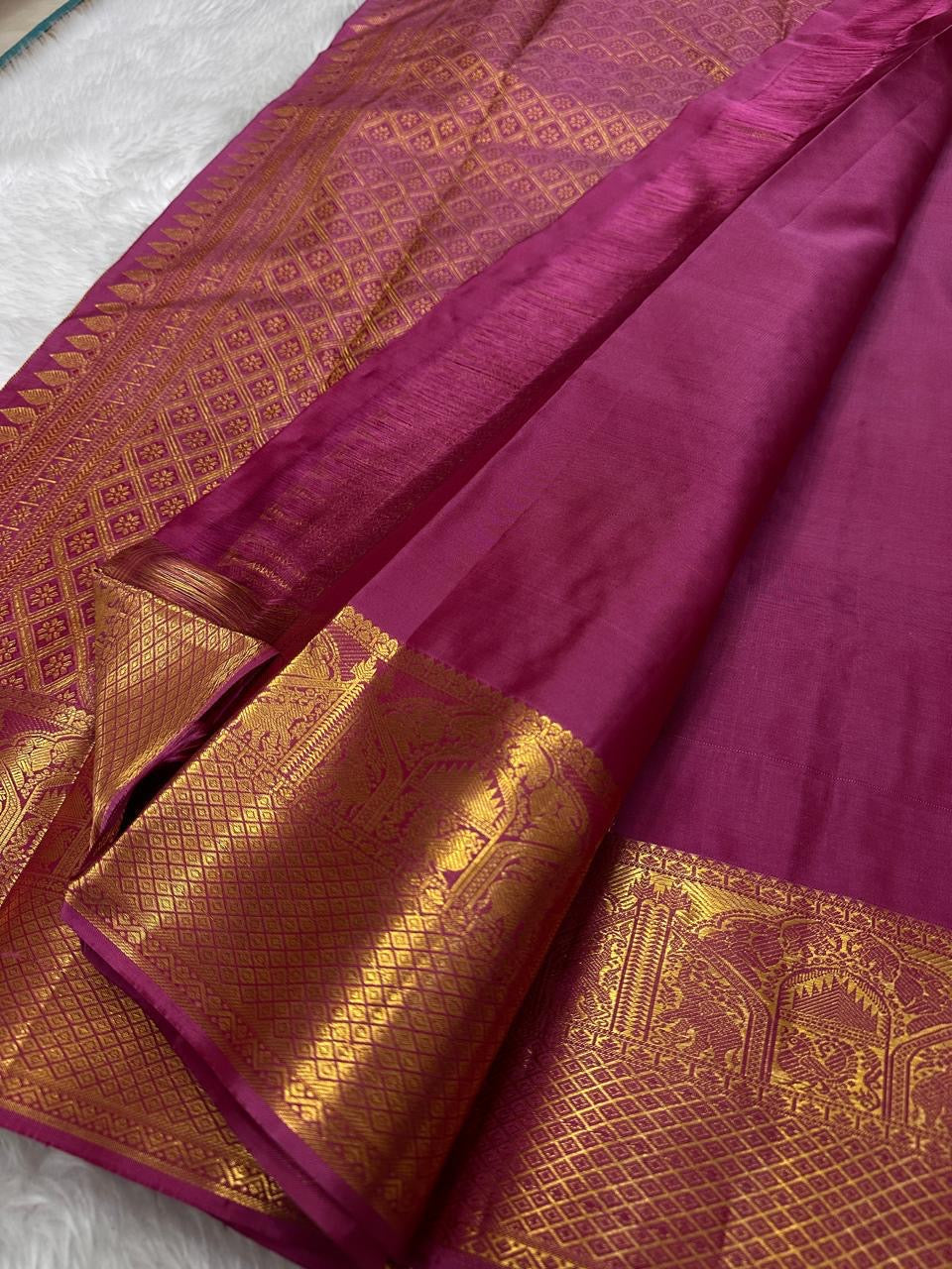 Classic Onion Pink Bridal Elegance Kanchipuram Handloom Silk Saree SS26225