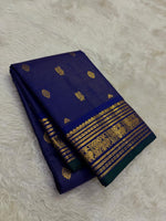 Load image into Gallery viewer, Classic Royal Blue Elegance Kanchipuram Handloom Silk Saree SS27598
