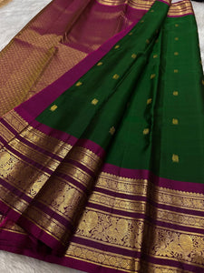 Classic Green & Wine Red 2gm Zari Elegance Kanchipuram Handloom Silk Saree SS24779