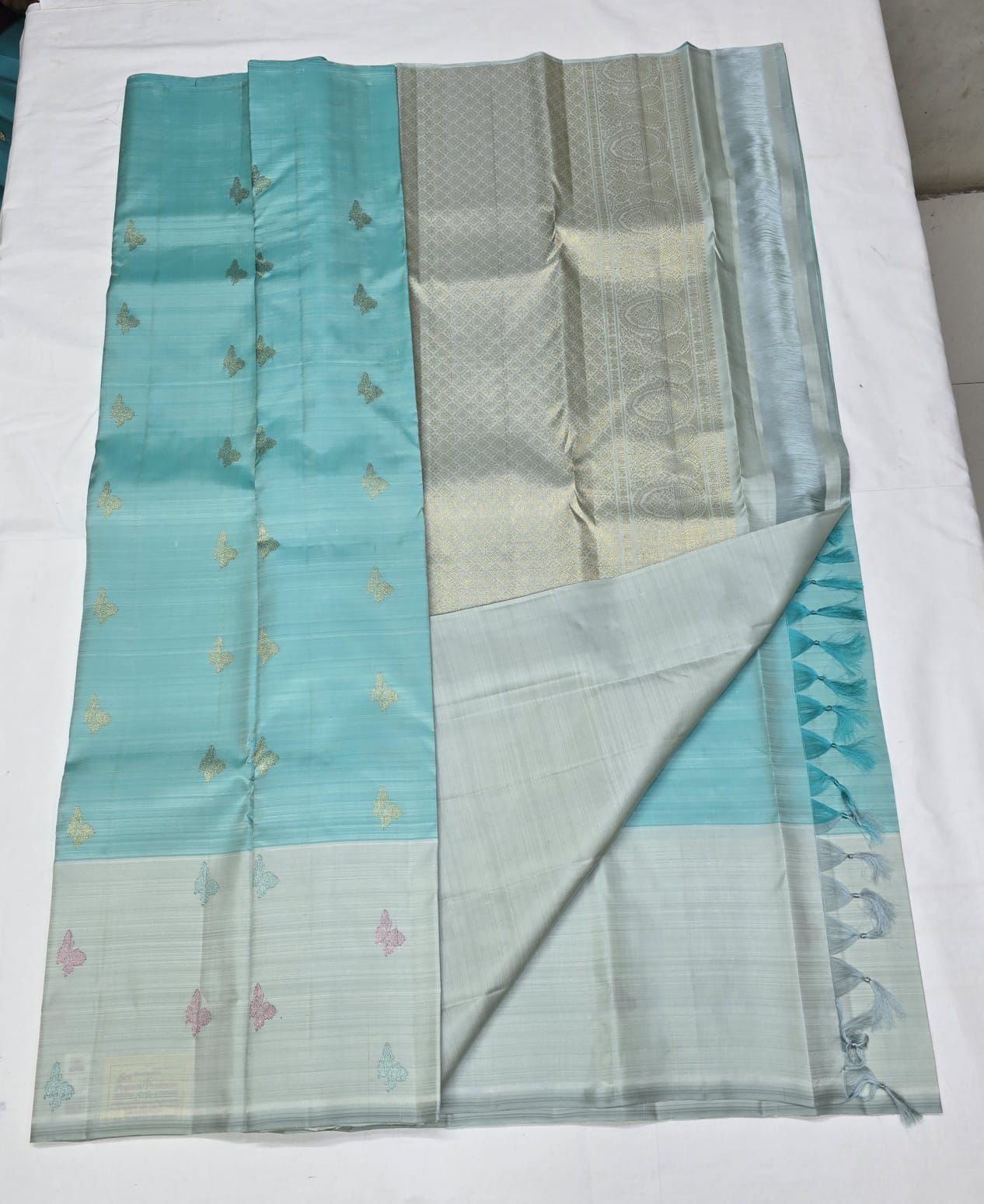 Classic Sky Blue & Light Blue Kanchipuram Handloom Silk Saree SS26058
