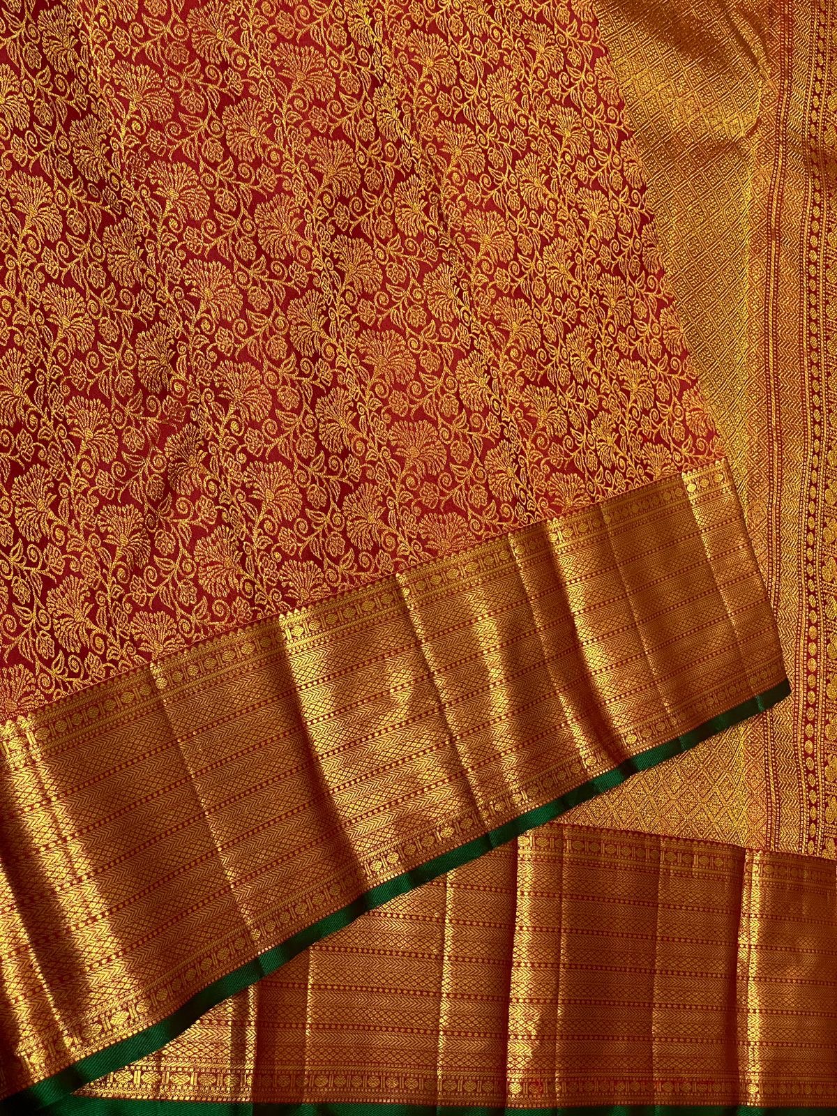 Classic Burnt Orange & Green 2gm Zari Kanchipuram Handloom Silk Saree SS25611