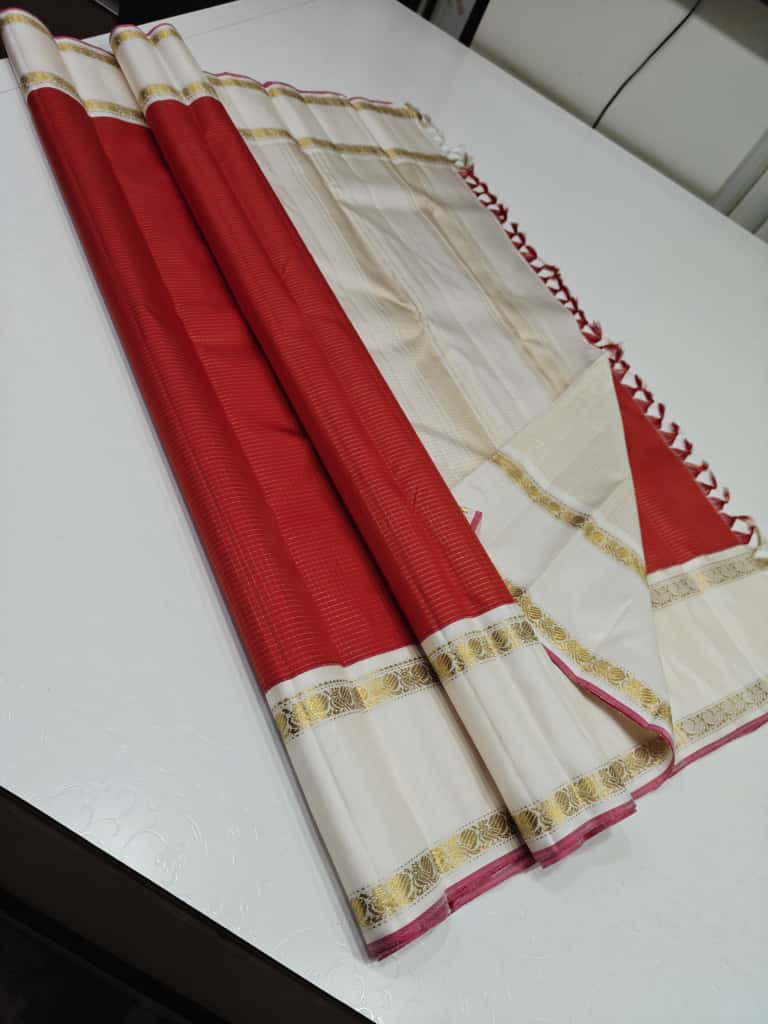 Classic Brick Red & White 2gm Zari Korvai Kanchipuram Handloom Silk Saree SS26642