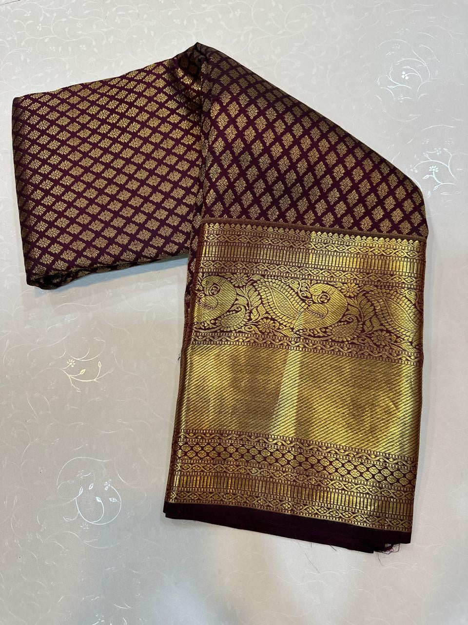 Classic Shimmer Wine Red Bridal Elegance Kanchipuram Handloom Silk Saree SS26641