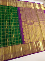 Load image into Gallery viewer, Classic Green &amp; Vadamalli Bridal Elegance Kanchipuram Handloom Silk Saree SS23587
