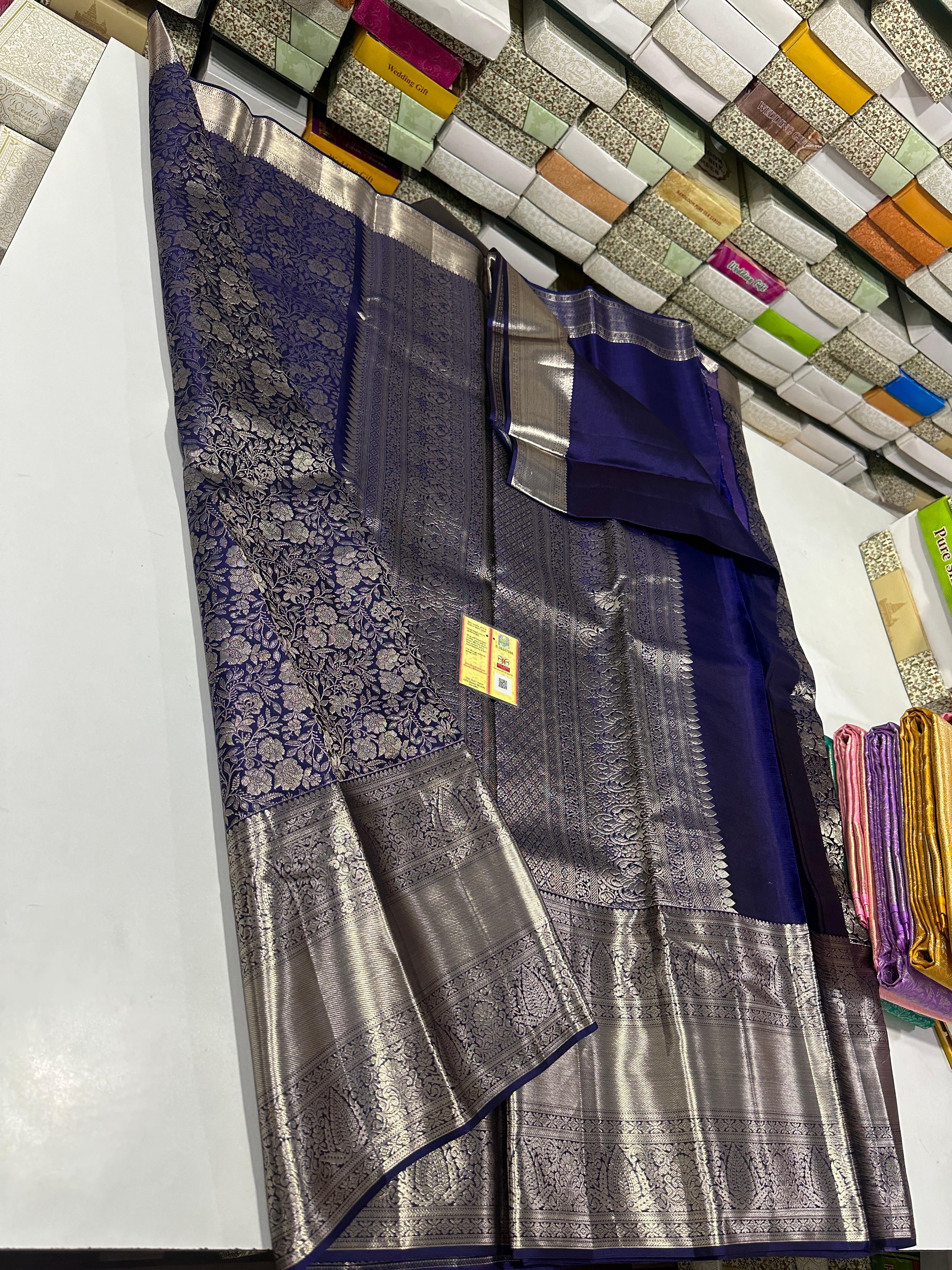 Classic Midnight Blue Brocade Bridal Elegance Kanchipuram Tissue Handloom Silk Saree SS23722