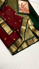 Load image into Gallery viewer, Classic Cherry Green &amp; Bottle Green Korvai Elegance Kanchipuram Handloom Silk Saree SS27118
