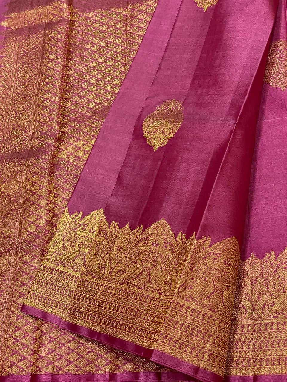 Classic Onion Pink 2gm Zari Bridal Elegance Kanchipuram Handloom Silk Saree SS24518