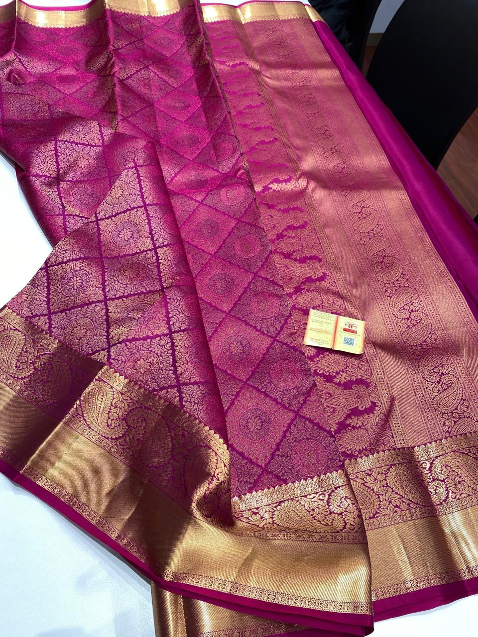 Classic Deep Pink Elegance Kanchipuram Handloom Silk Saree SS24588